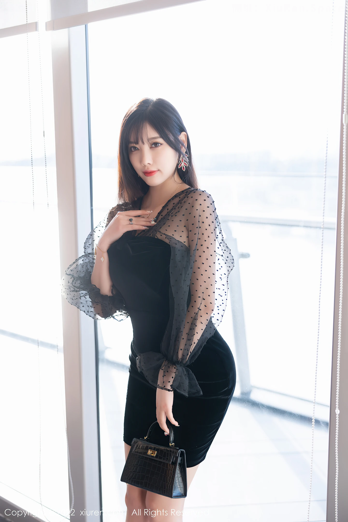 图片[6]-[XiuRen秀人网] VOL.5264 女神杨晨晨Yome脱黑色轻透连衣裙露红色蕾丝内衣惹火诱惑写真84P-秀人网官方网站